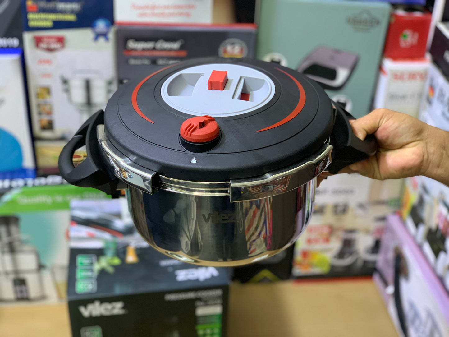 Vilez Pressure Cooker 4L and 6L |24cm Induction Bottom Stainless Steel |