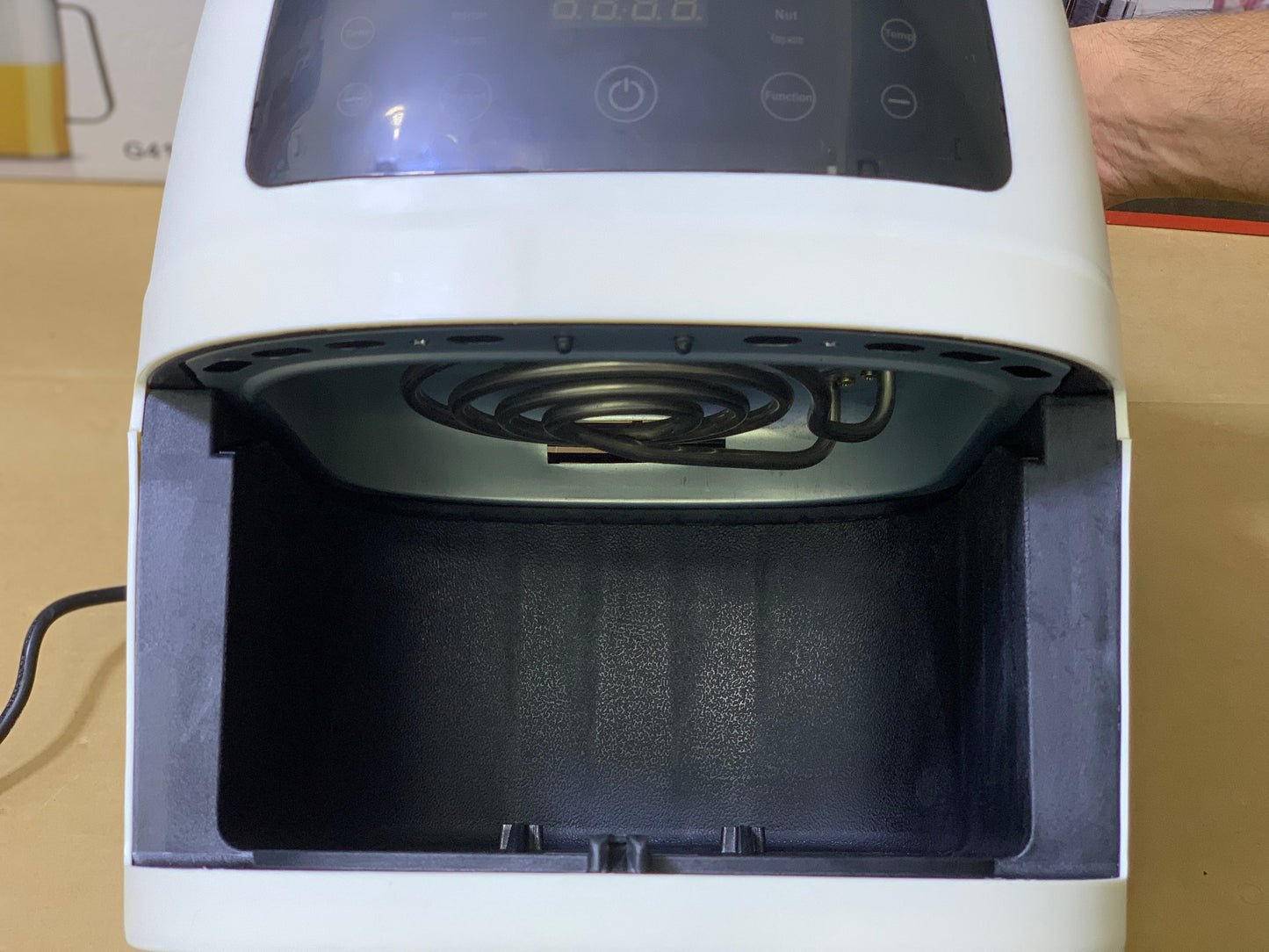 Silver crest Air fryer 8L and 3000 watt |