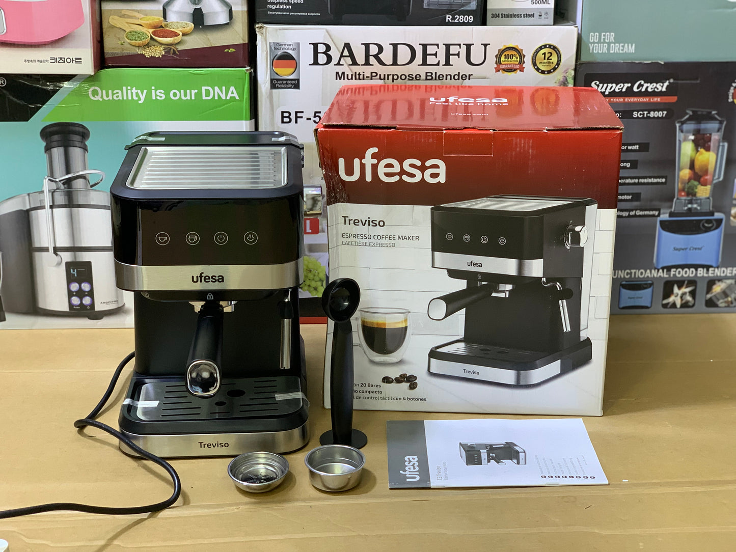 Ufesa Brand Coffee and Espresso Maker 1050w and 1.5L Stainless Steel