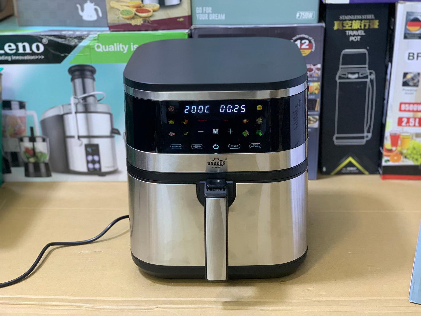 Uakeen Germany Digital Air Fryer|10L and 1700W|ZL-1703