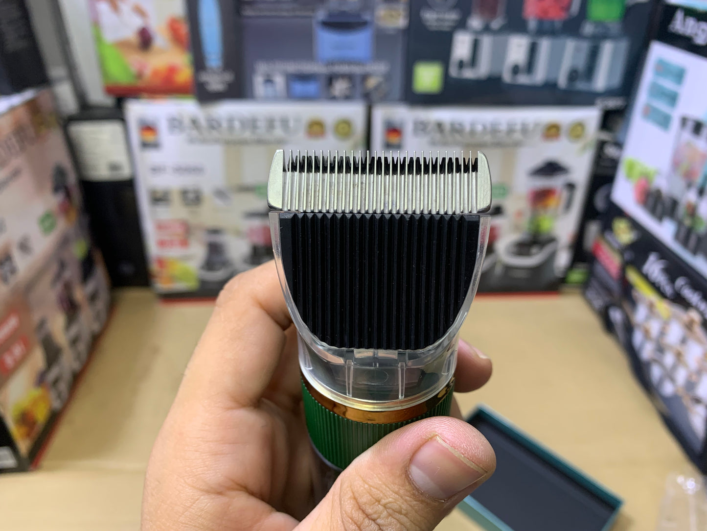 Aizmen Hair and beard Trimmer l Beard Machine