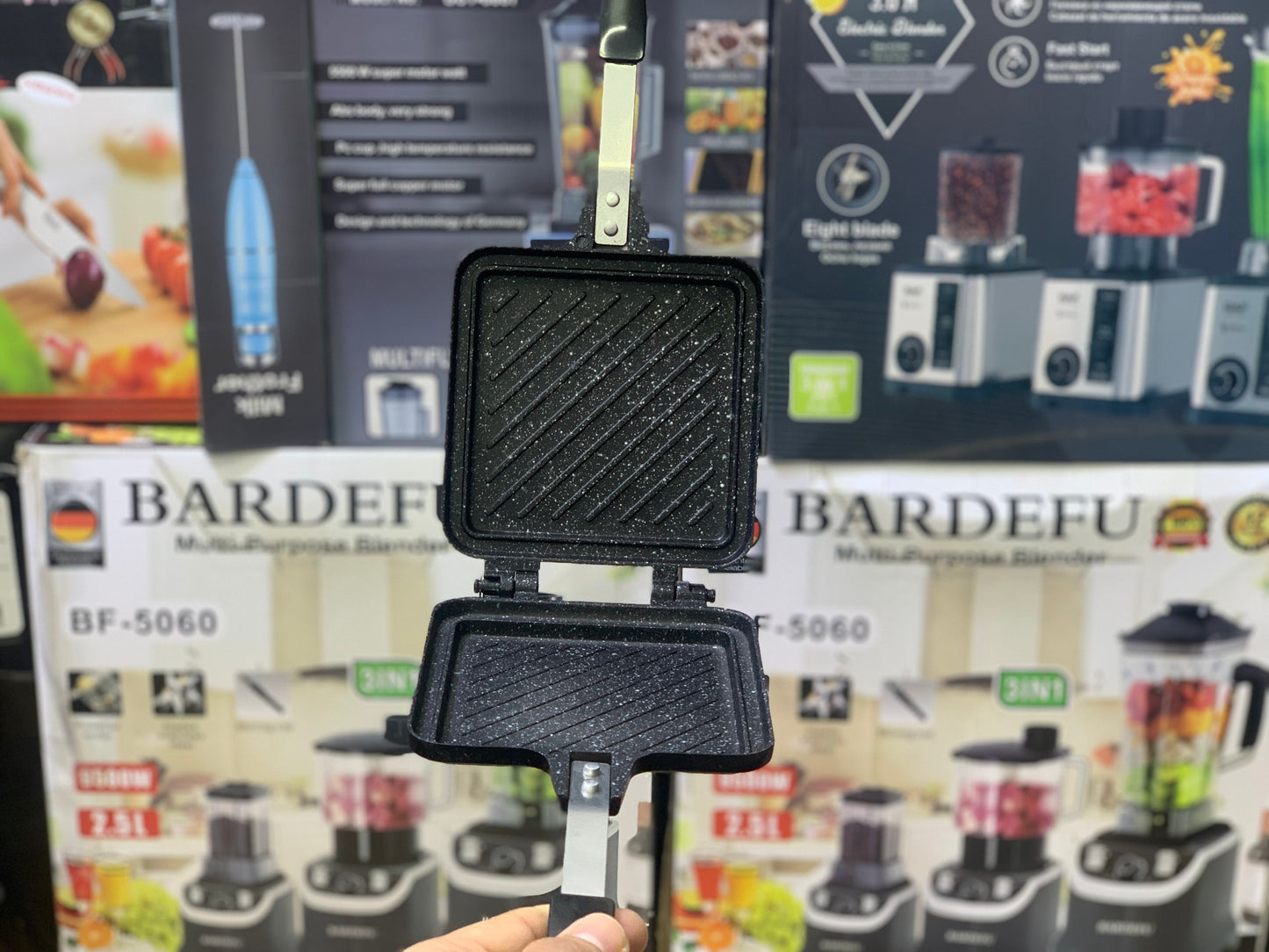 Non Stick Sandwich Machine
