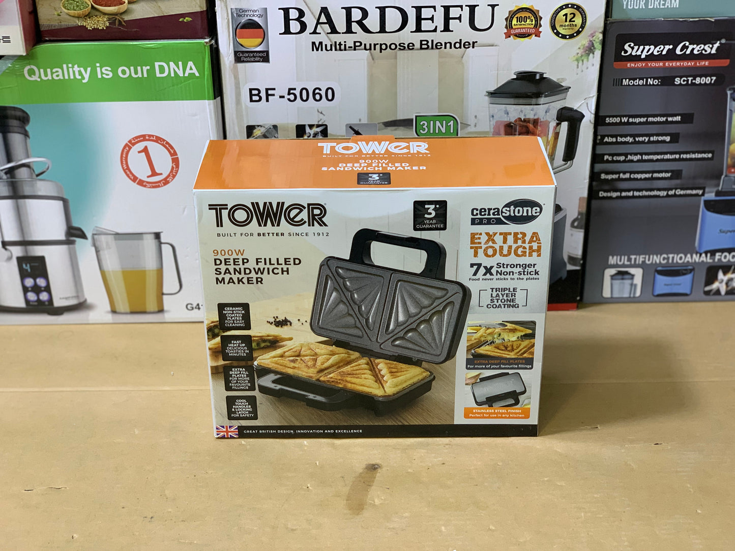 Tower brand Sandwich maker 900 watt and Nonstick and Easy To Clean | Sandwich maker