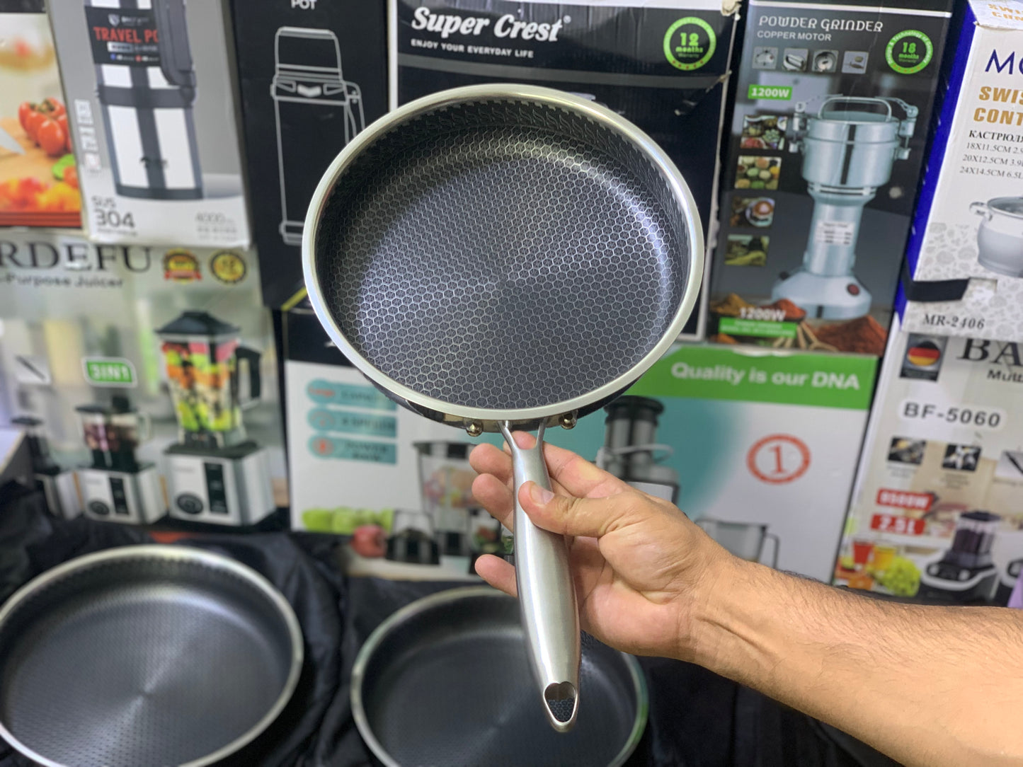 Laser coating Honeycomb pattern shallow Frying pan | Nonstick and stainless steel
