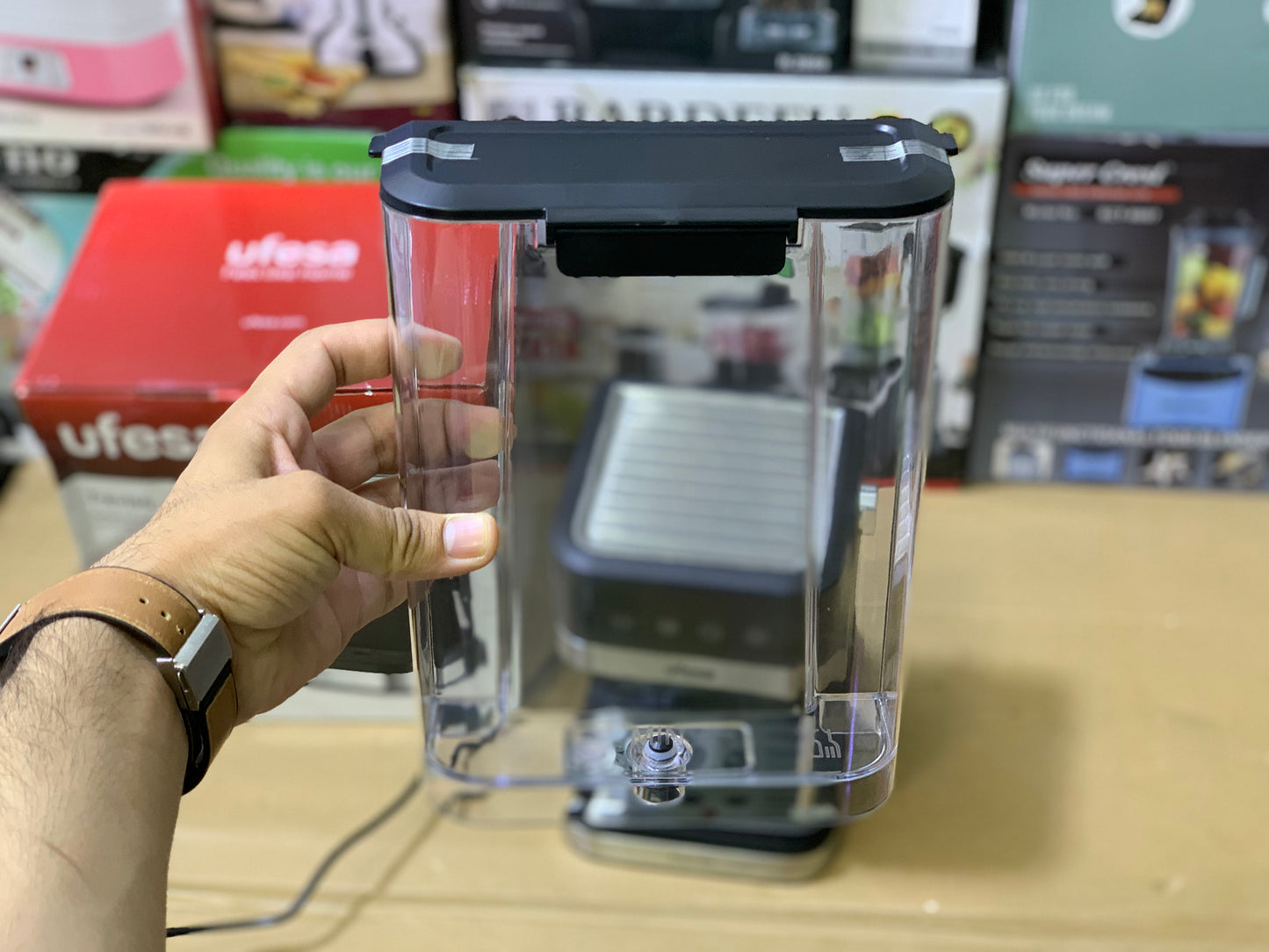 Ufesa Brand Coffee and Espresso Maker 1050w and 1.5L Stainless Steel