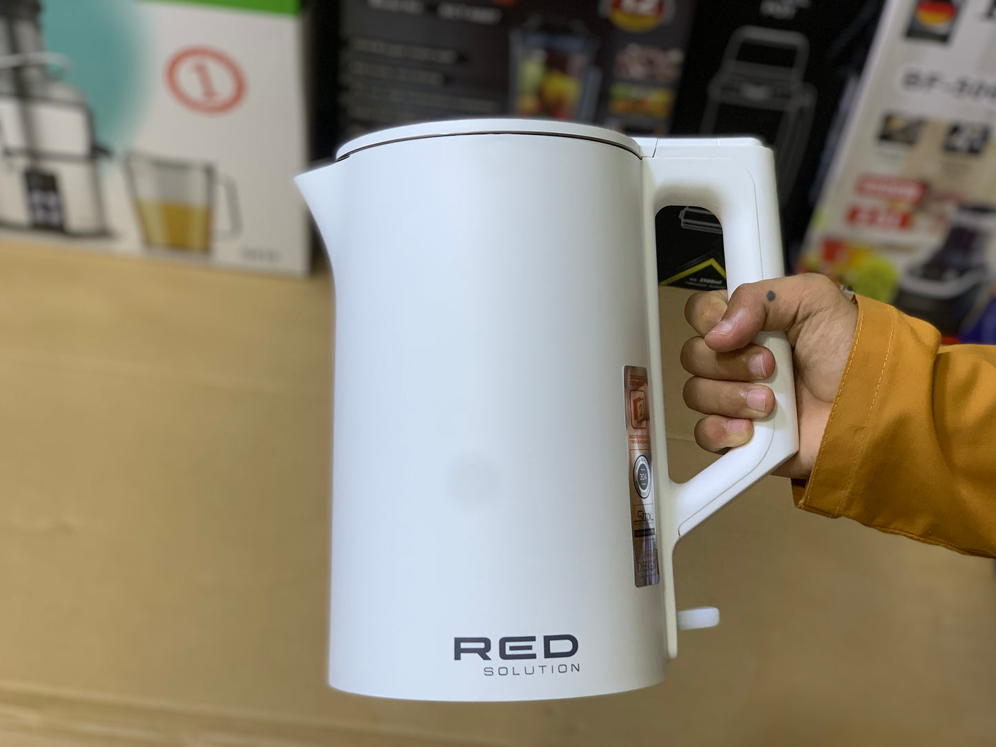 RED Solutions Russian Electric Tea Kettle 1.5L and 1500w | RK-M1561