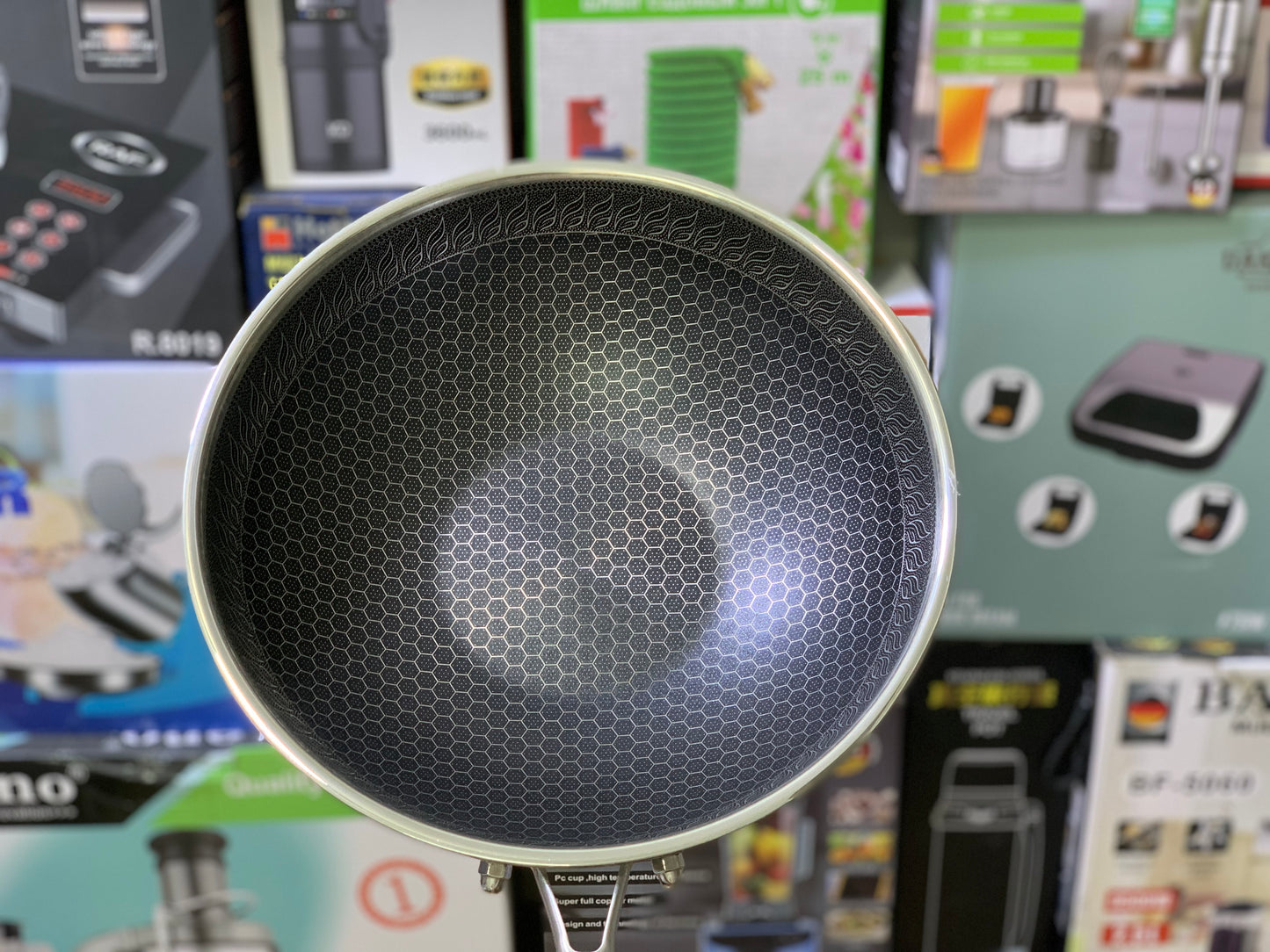 Laser Coating Honeycomb Pattern deep frying pan nonstick and stainless steel