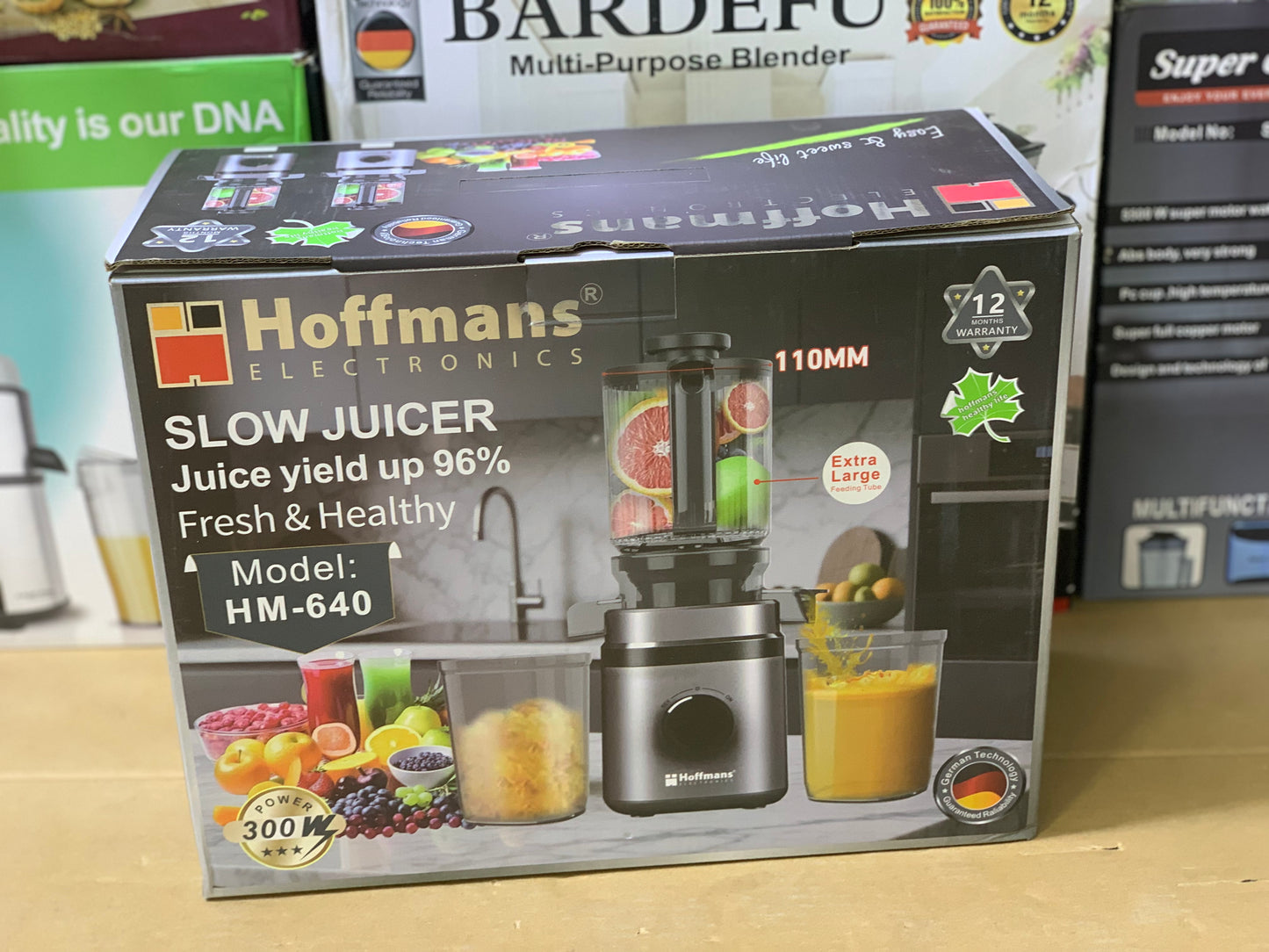 Hoffmans brand Slow Juice 300 watt and stainless steel blades Model:HM-640