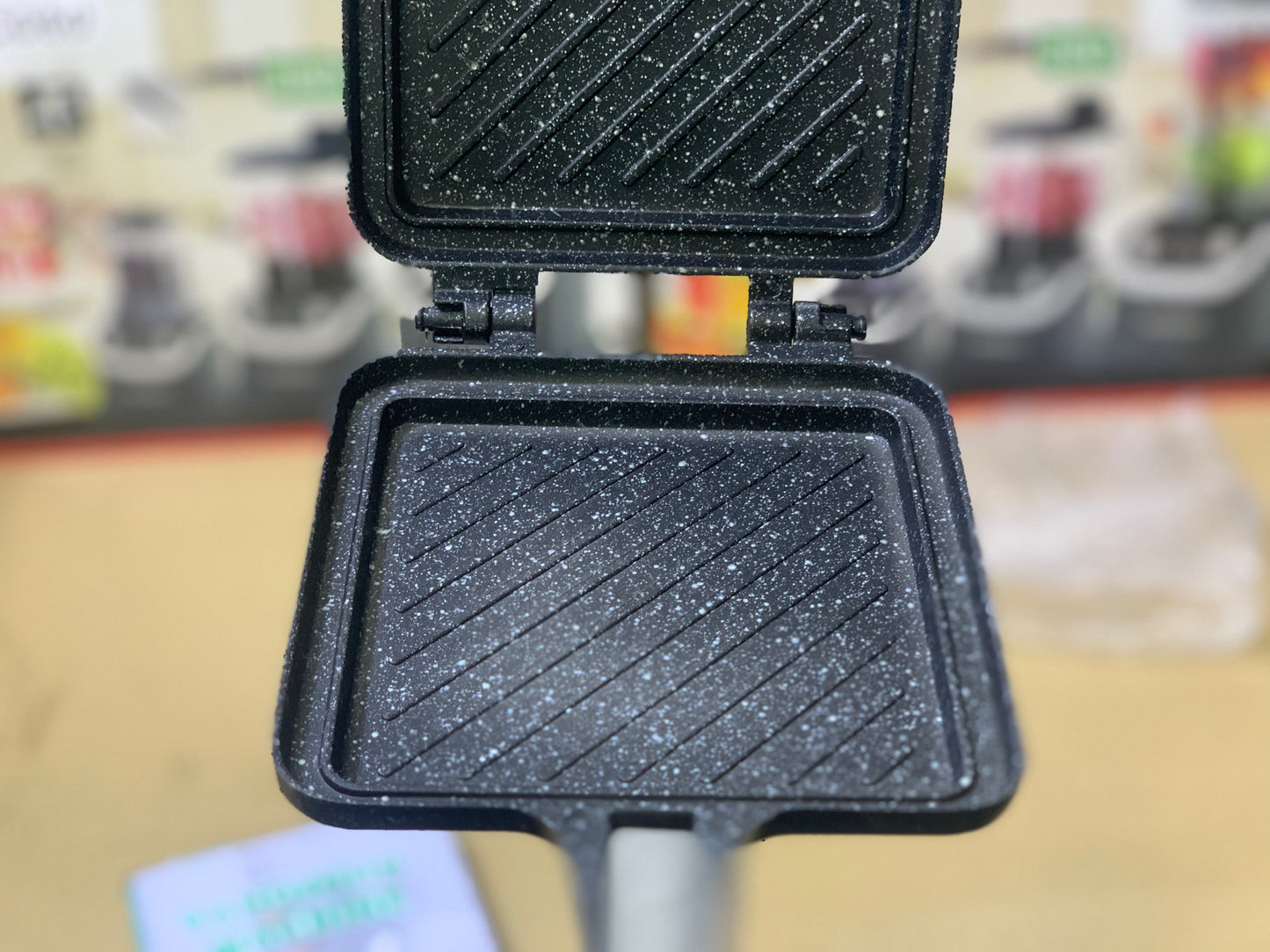 Non Stick Sandwich Machine