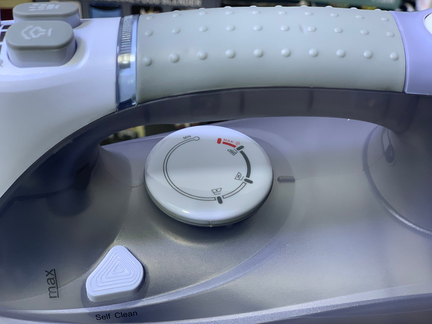 Arshia Brand Steam Iron AS240-789 | 2400 watt Nonstick Plate