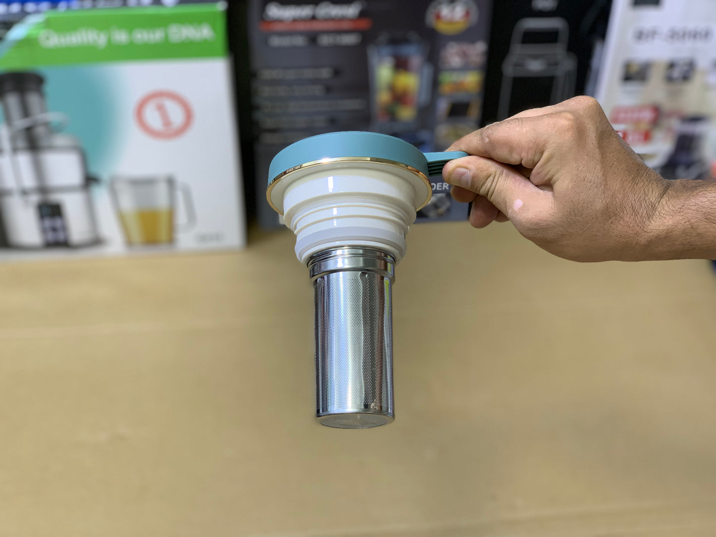 D.Kadi Tea Thermos with Temperature indicator 1680ml| D.Kadi Flask SUS 304 |Hot&Cold 24hrs Model:9038