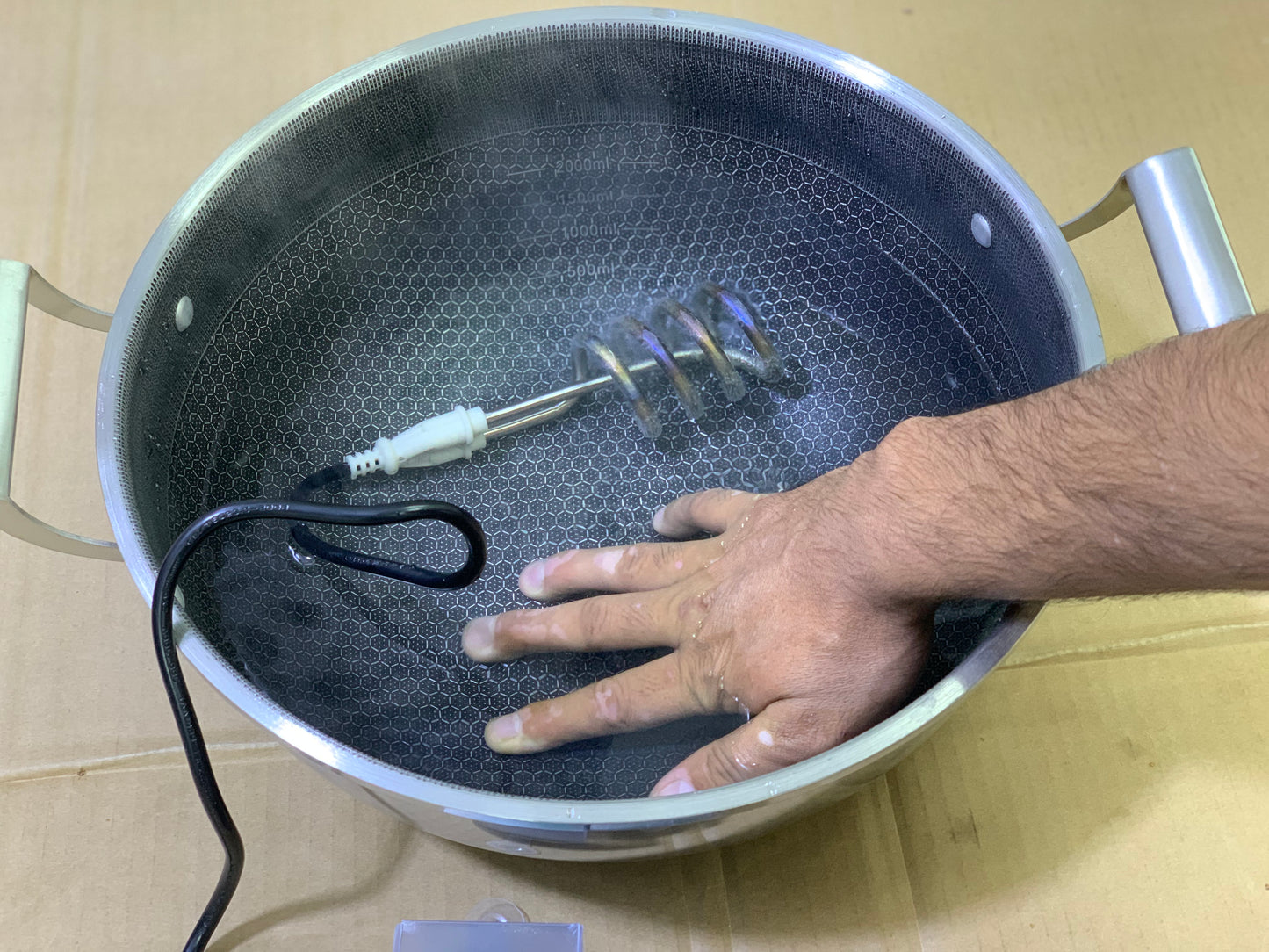 F8 Current Proof water heating Rood 2000 watt