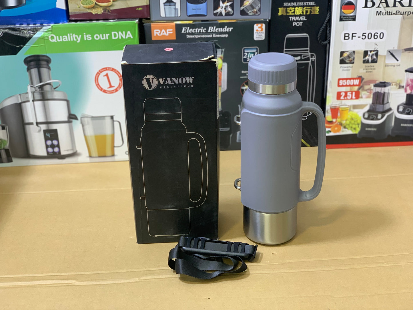 VANOW Bottle l 1.8L capacity l stainless steel Body :SUS 316