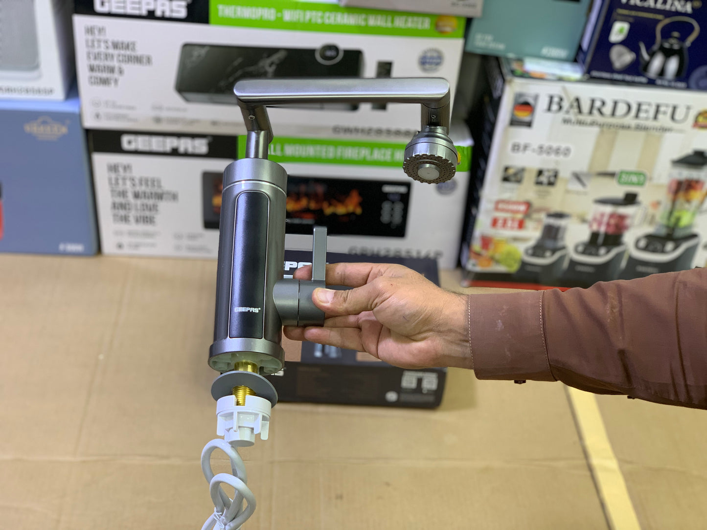 Geepas brand Instead  Faucet high quality 3500 watt