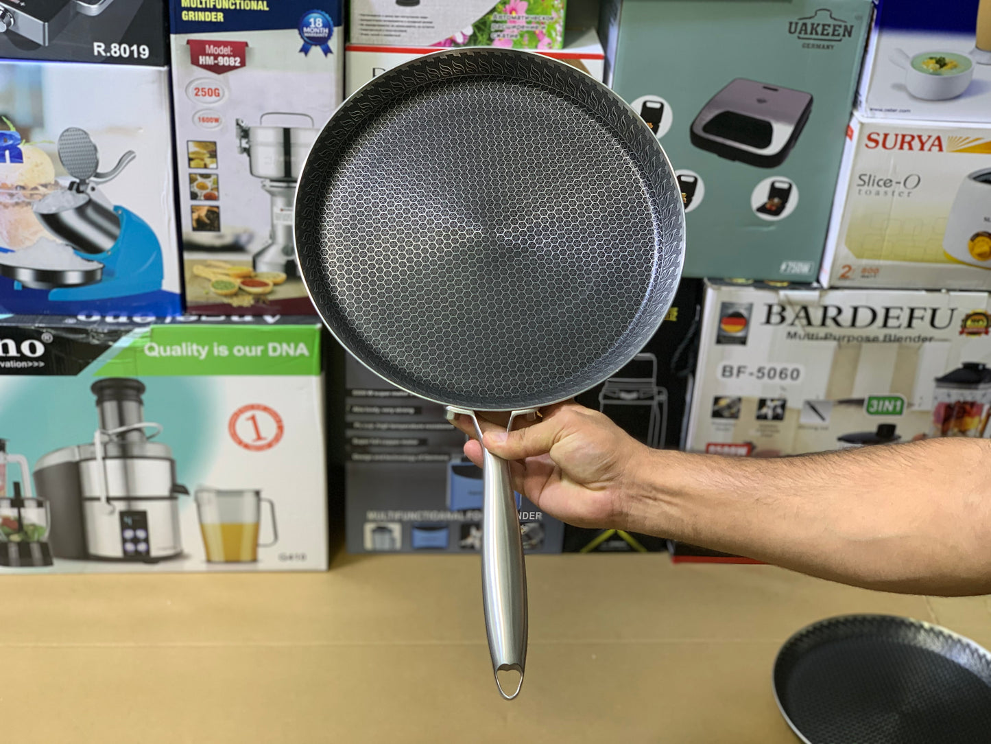 Laser coating Honeycomb pattern Frying tawa and Pan | Nonstick and stainless steel