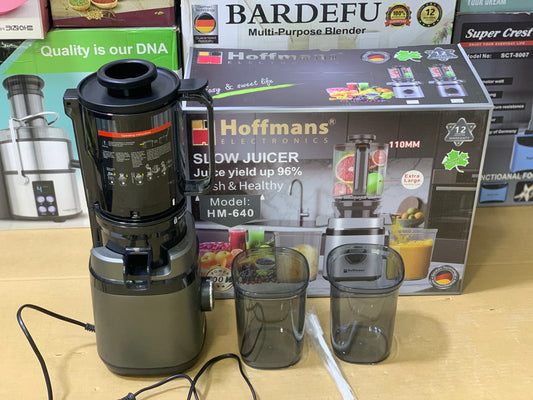 Hoffmans brand Slow Juice 300 watt and stainless steel blades Model:HM-640