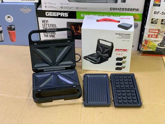 MPM Brand Sandwich Maker 1000 watt and pure nonstick easy to Clean plates